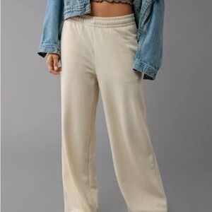 American Eagle Outfitters Off-White lounge pants